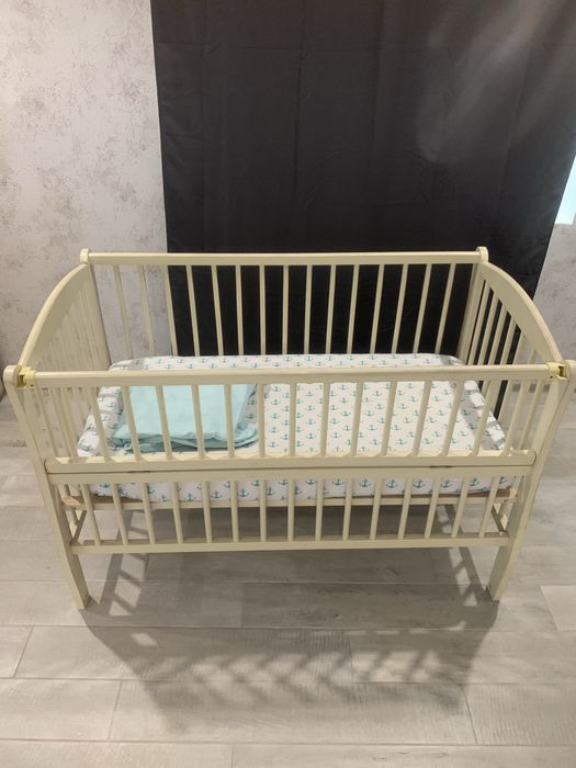 Дитяче ліжечко, ліжко