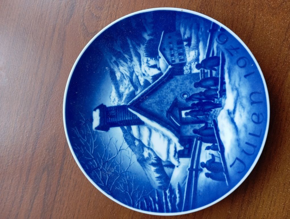 Talerze z porcelany  ścienne