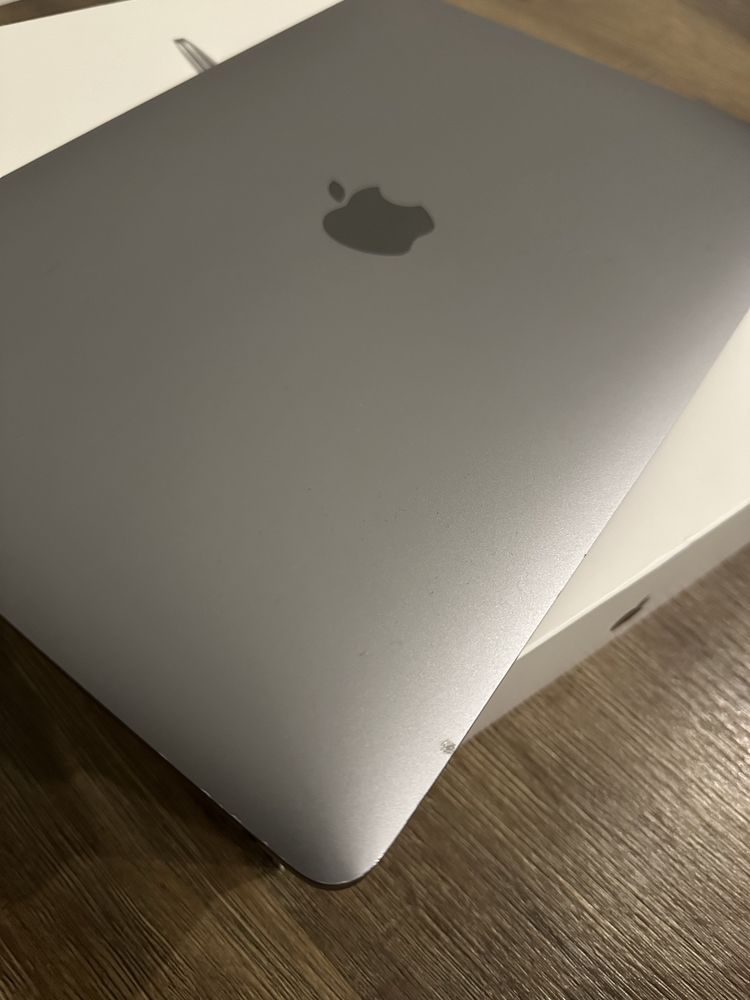 Apple MacBook Air (Retina, 13 polegadas, 2019)