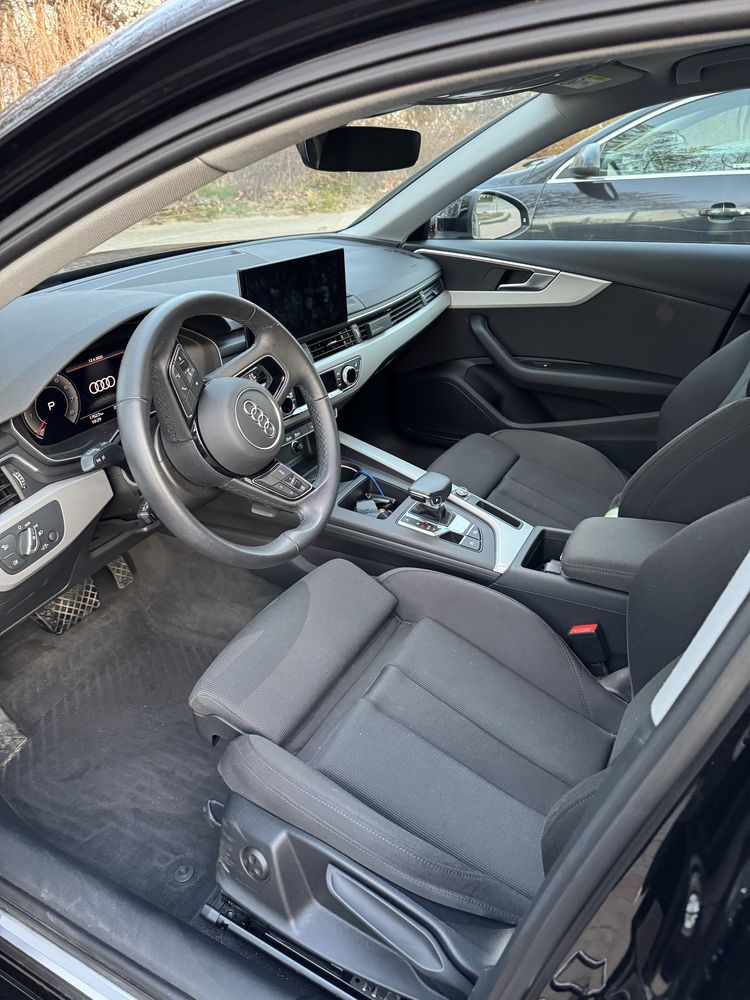 Audi A4 2022 2.0 Advanced benzyna leasing