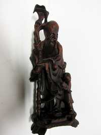 antiga figura asiática de um Homem Sábio - esculpido em madeira