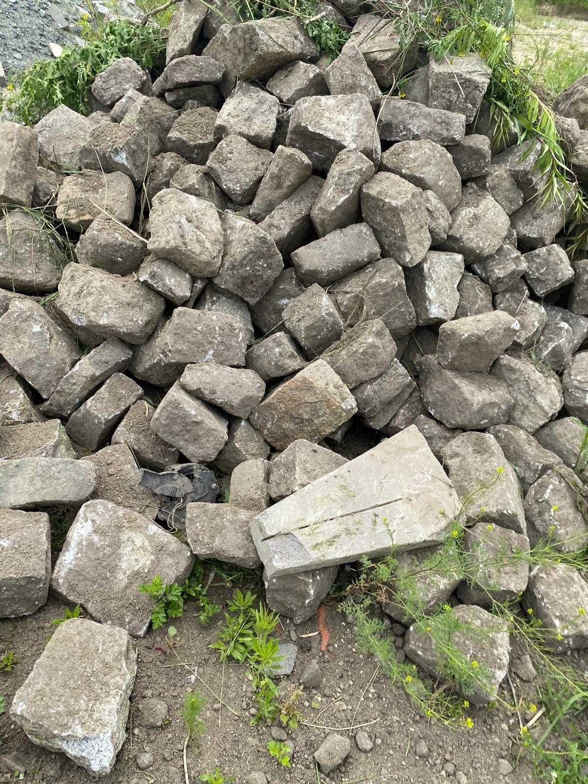Kostka granitowa - różne wymiary od 12 do 20 cm