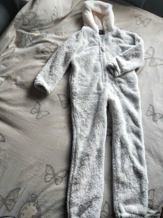Плюшевый комбинезон
