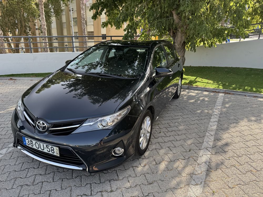 Toyota Auris (Gasolina) – Junho 2014 – 121.000 km
