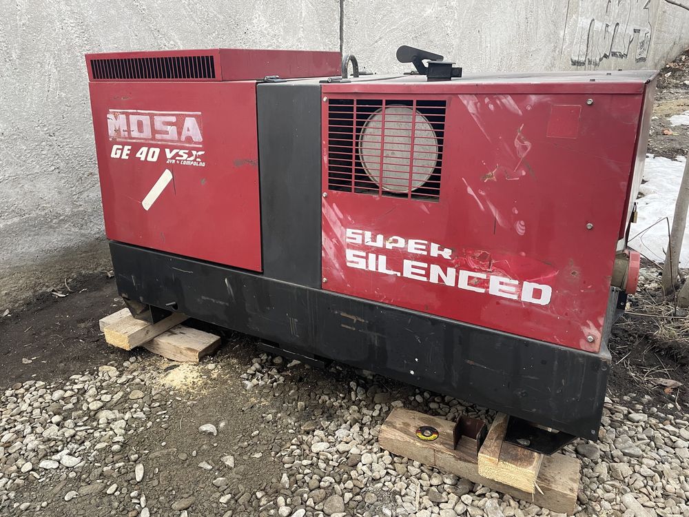 Дизельний генератор MOSA GE40vsx