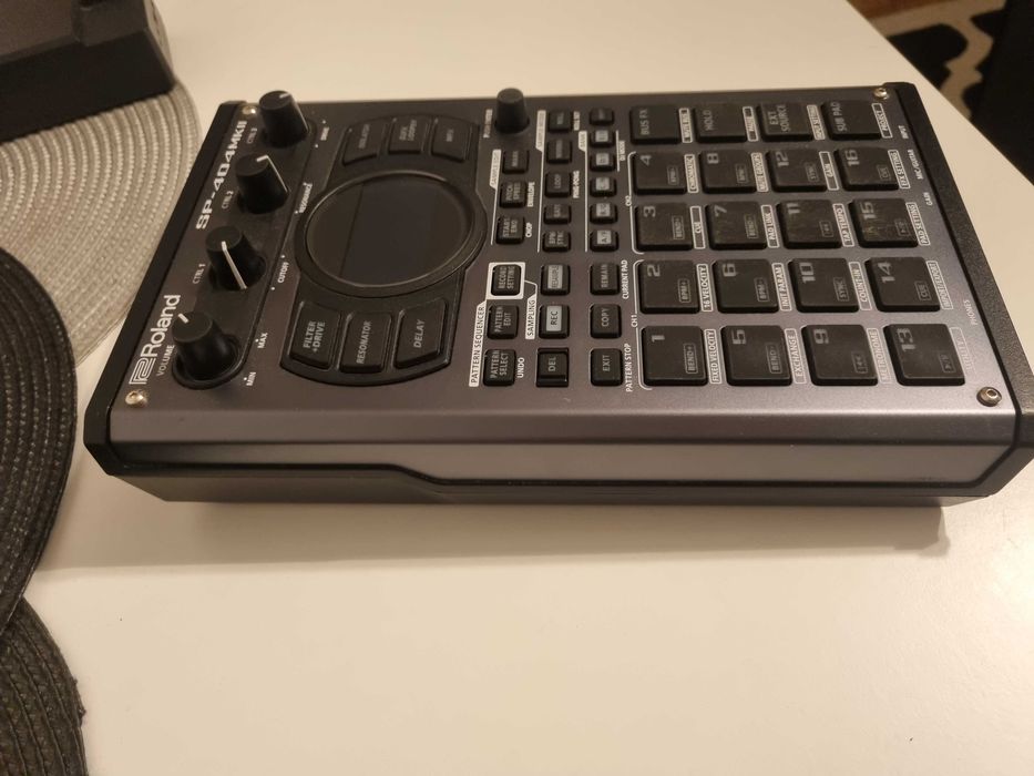 Roland sp404mk2 Sampler