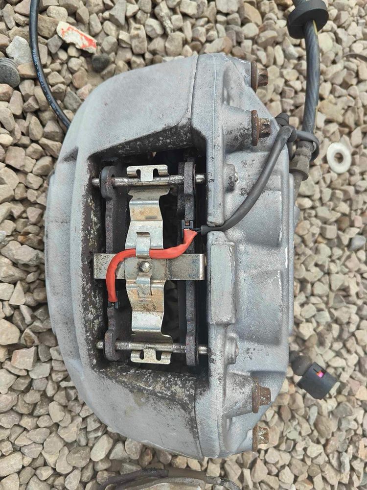Zaciski 4 tłoczkowe, brembo, srebrne