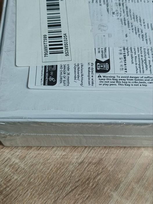 Дерев'яні пазли поїзд у книзі унікального розміру нестандартні