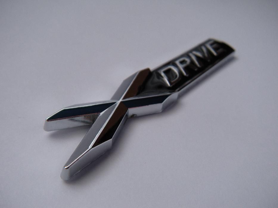 Шильдик XDrive BMW багажник крыло двери наклейка эмблема логотип БМВ