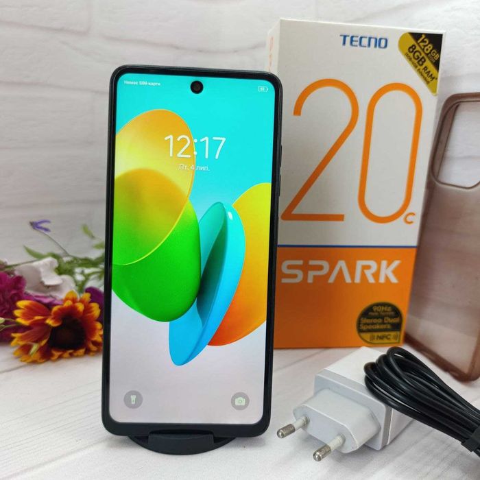Продам телефон Tecno Spark 20C 4+4/128Gb NFC в гарному стані
