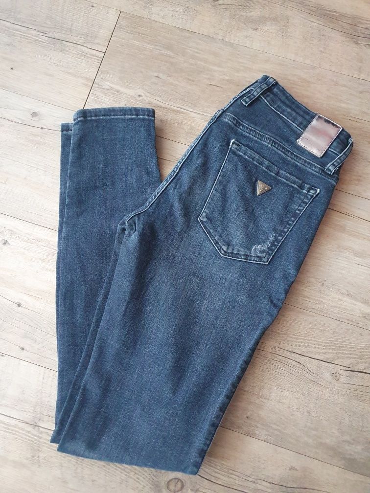 Spodnie jeansowe Guess r. 27