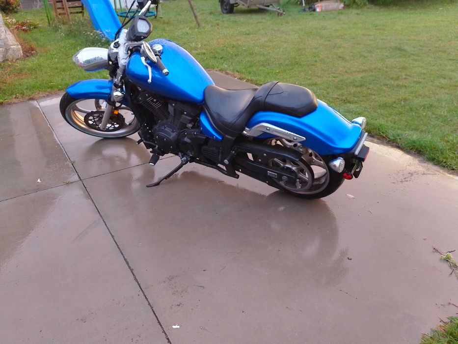 yamaha xvs 1300 A stryker custom 2011r