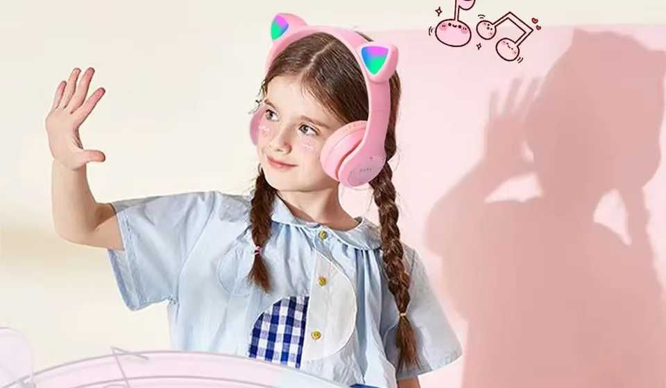 Słuchawki bezprzewodowe bluetooth led locie uszy róż na prezent
