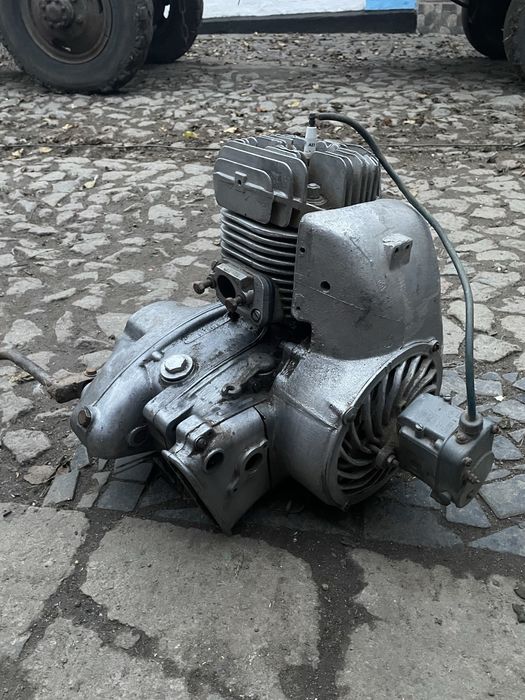 Мотор муравей в робочому стані