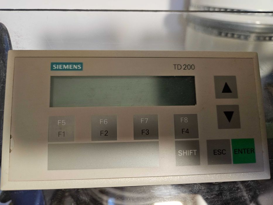 Sterownik Siemens S7-200 plus panel TD200 i kabel do programowania