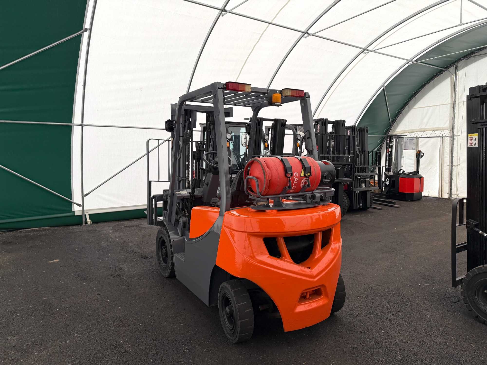 Газовий вилковий навантажувач DOOSAN G20GP 2018 рік 2500 мотогодин