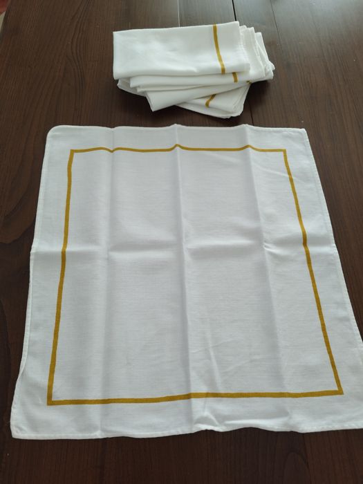 Toalha de mesa com pintura estilo holandês