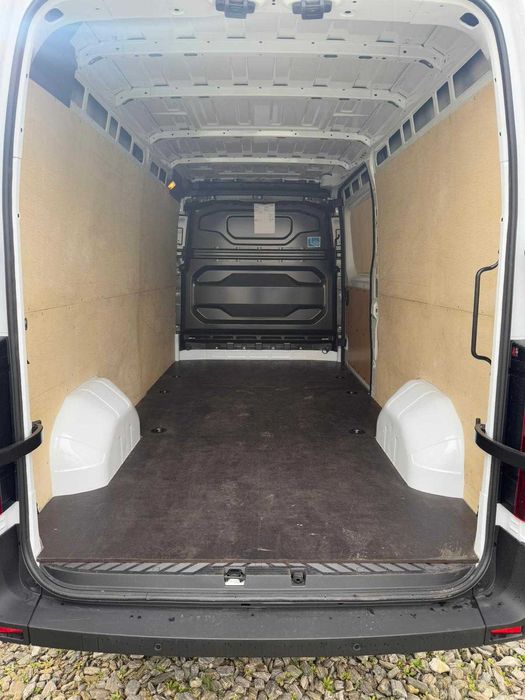 Wynajem Pojazdów Dostawczych Wypożyczalnia Bus Winda Autolaweta