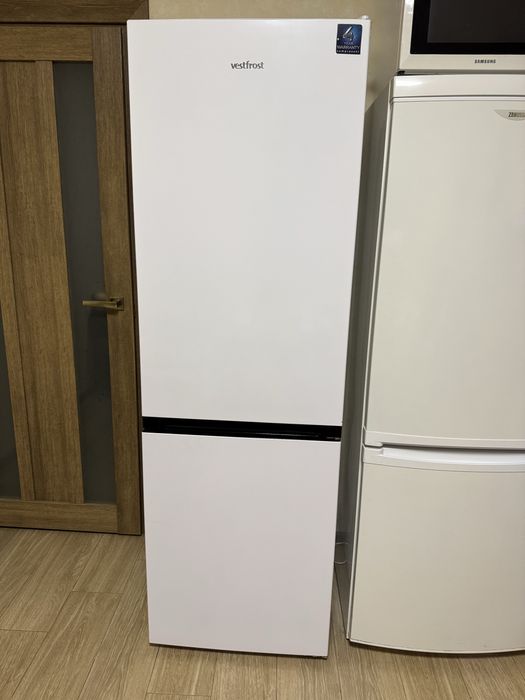 Холодильник Vestfrost CW286WB