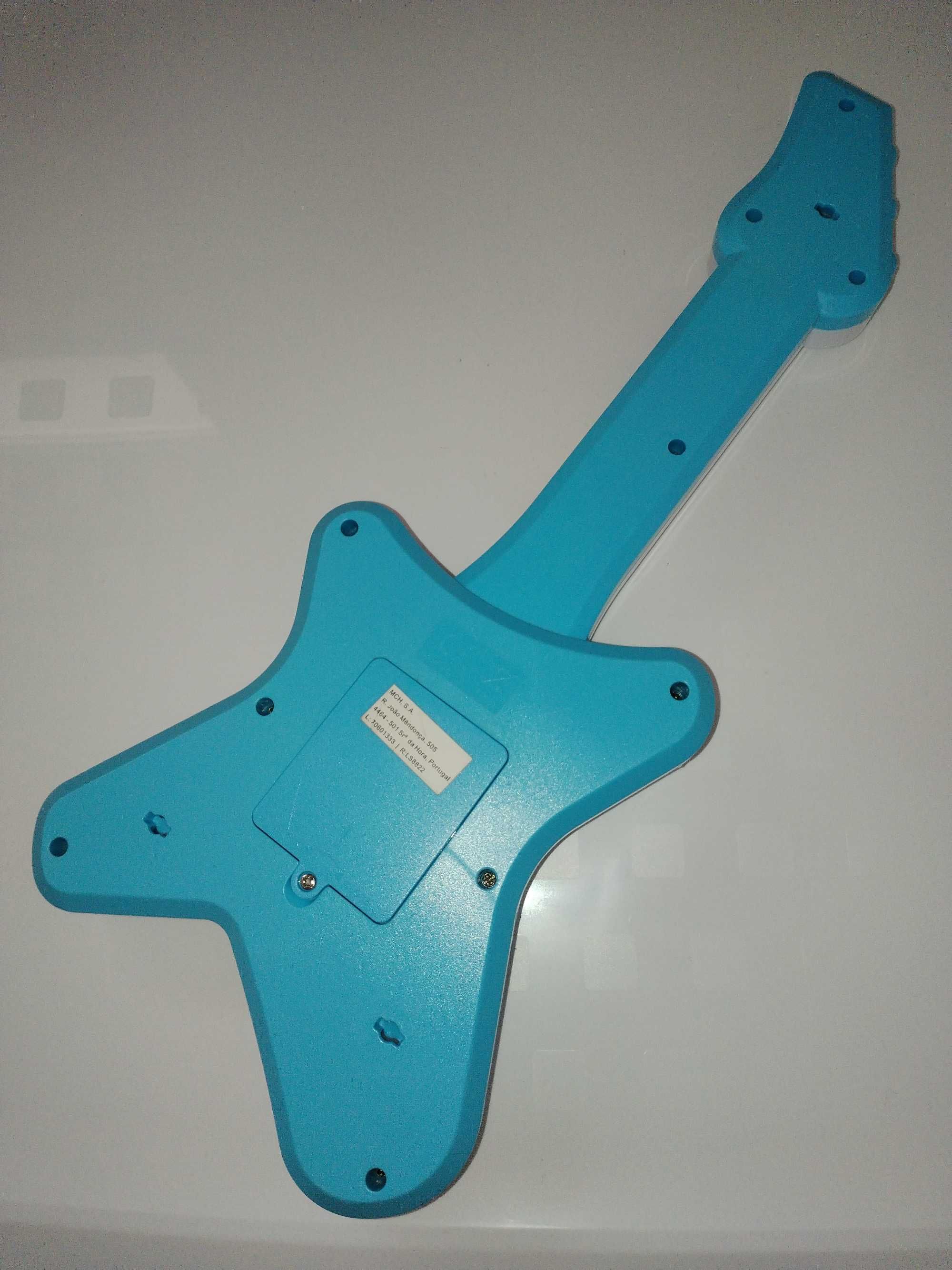 Guitarra bebé ou criança