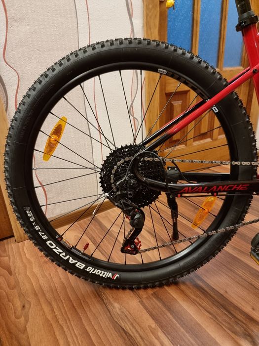 Велосипед GT Avalanche Elite