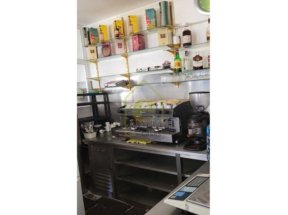 Vende-se Café, Snack-Bar no Casal do Cotão - São Marcos, Cacém