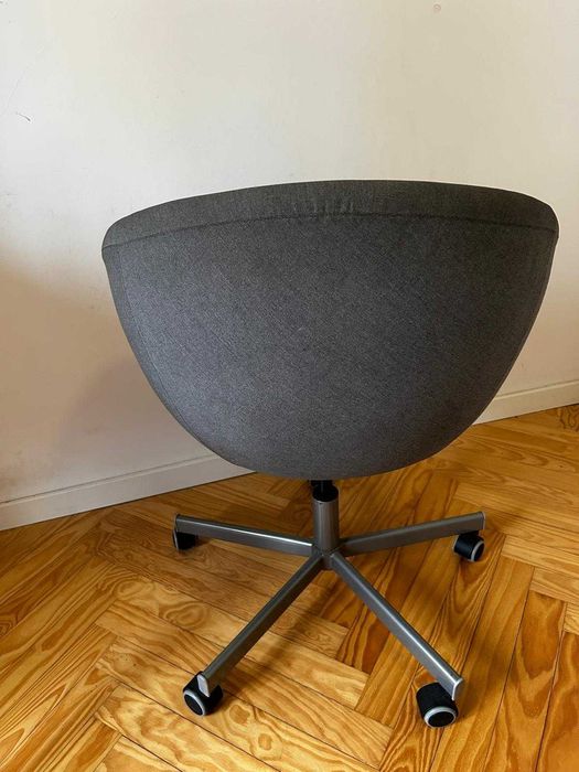 Cadeira de conferência IKEA SKRUVSTA – Cinzento