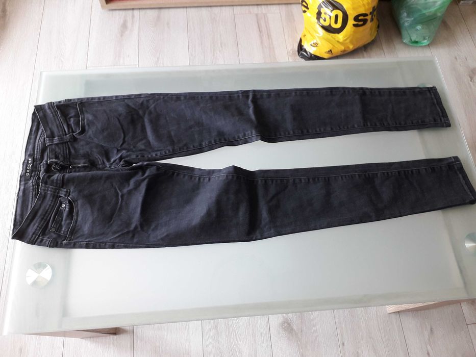 czarne spodnie dżinsowe, jeans XXS/XS