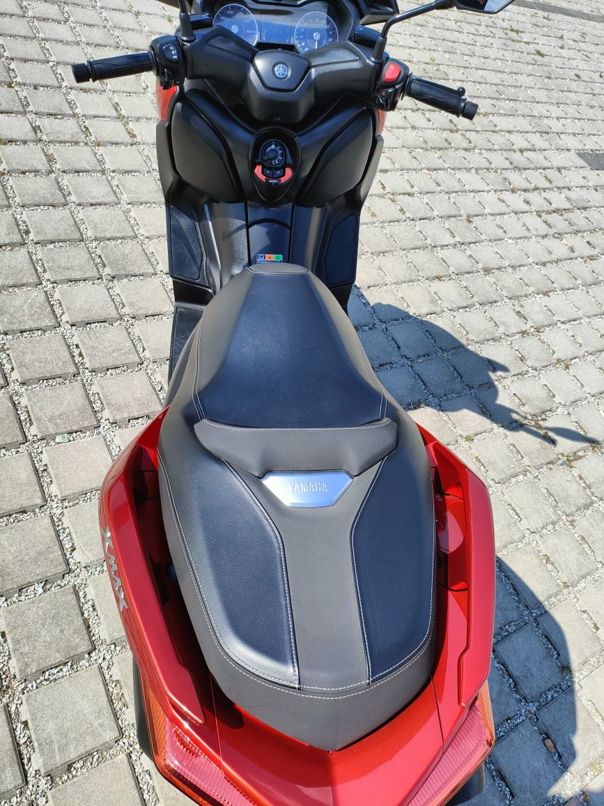 Yamaha x max 125