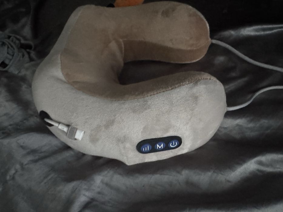 Масажер-подушка U-Shaped Pillow Massage з 3 функціями