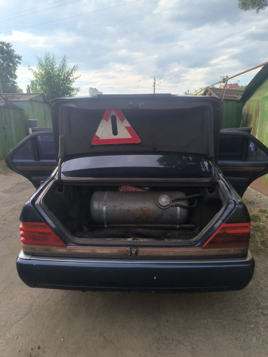 Продам Мерседес W140 срочно