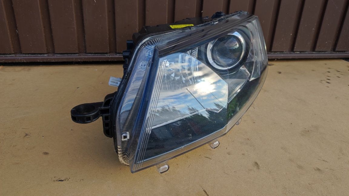 Lampa Lewa Skoda Octavia III Bi Xenon LED Europa!
