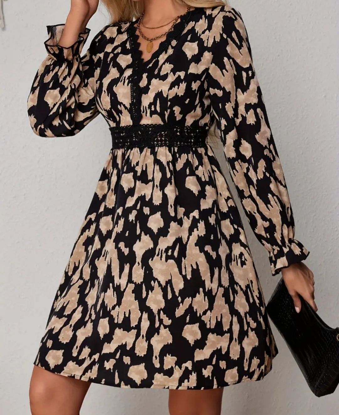 Elegancka midi sukienka do pracy biura chrzest L XL na każdą okazję