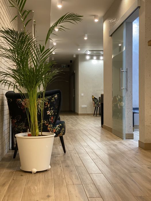 Wynajmę miejsce do manicure/pedicure w Salonie kosmetycznym. Centrum