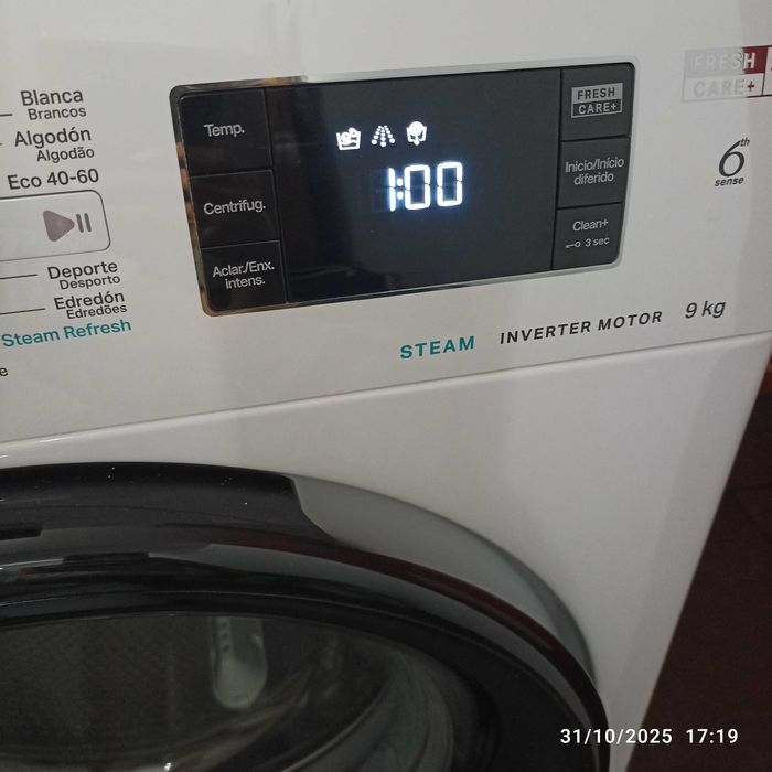 Máquina de lavar roupa 9kg