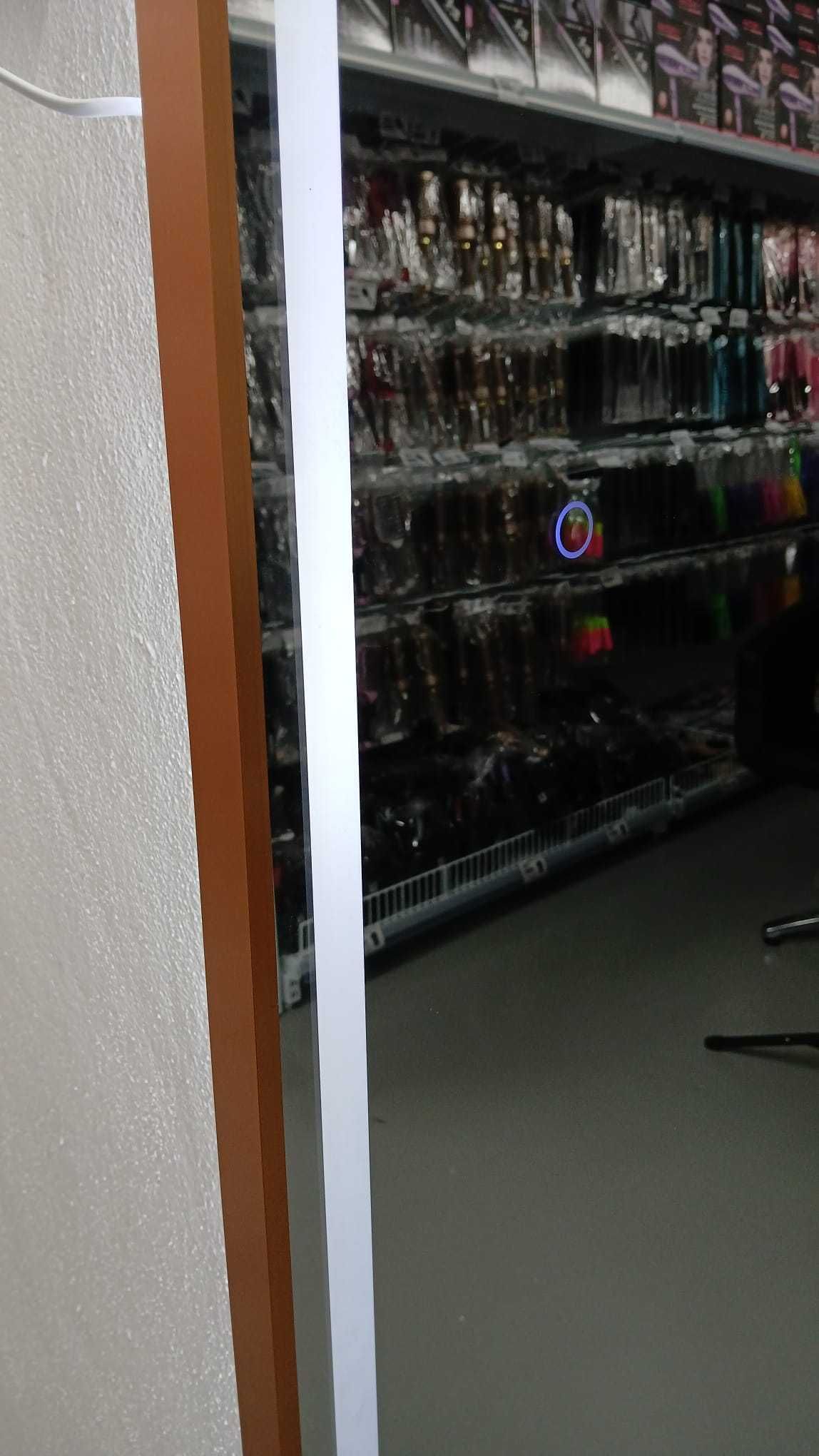 Espelhos com Luz Dourado Novos com 1,70M