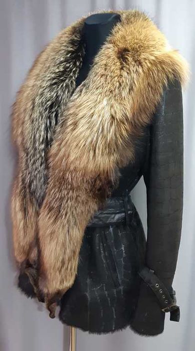 Дубленка женская воротник и опушка лиса Branco Pelle