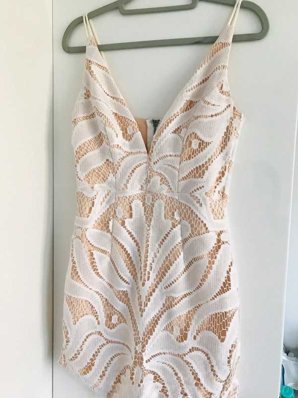 Sukienka damska M 38 Missguided koronkowa z dekoltem na szelkach boho
