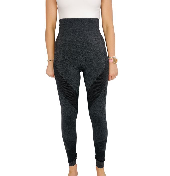 Ciemnoszare legginsy sportowe z modelującym pasem