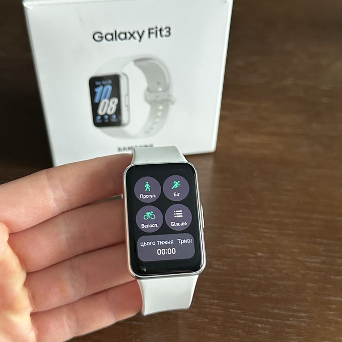 Смарт годинник Galaxy Fit3