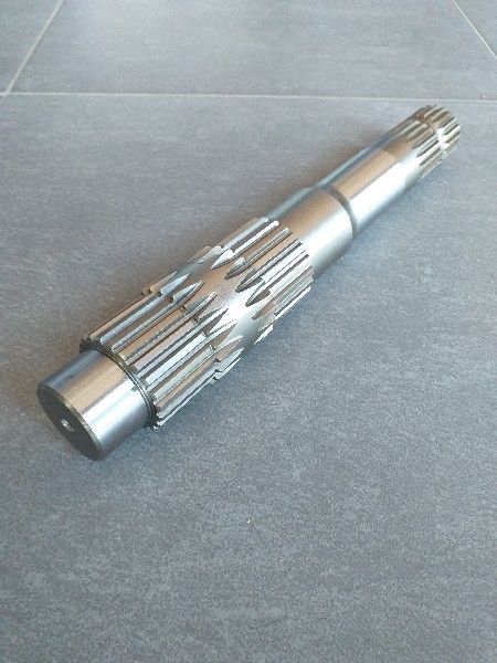 Wałek przekładni długości sieczki sieczkarni CLAAS JAGUAR 810, 900-830