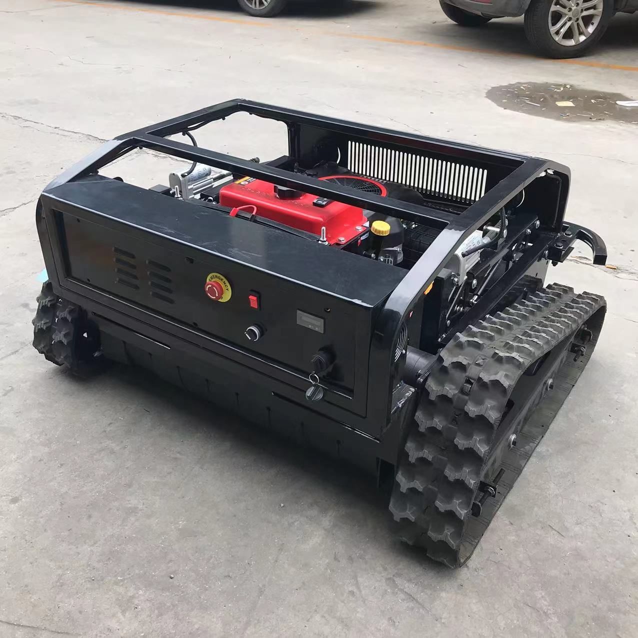 Robot limpeza florestal 23hp