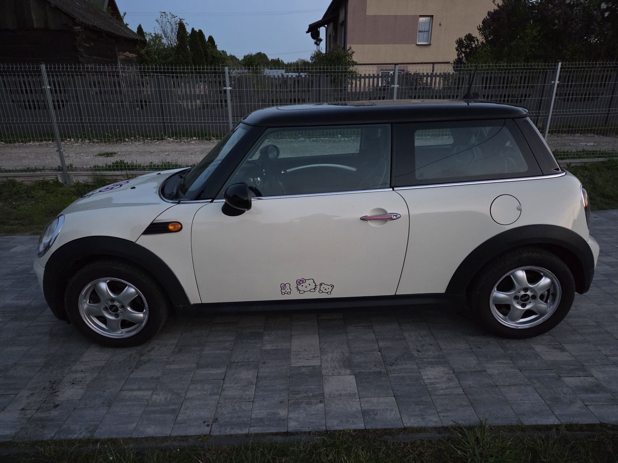 Mini Cooper 1.6hdi najlepszy silnik w tym modelu full opcja