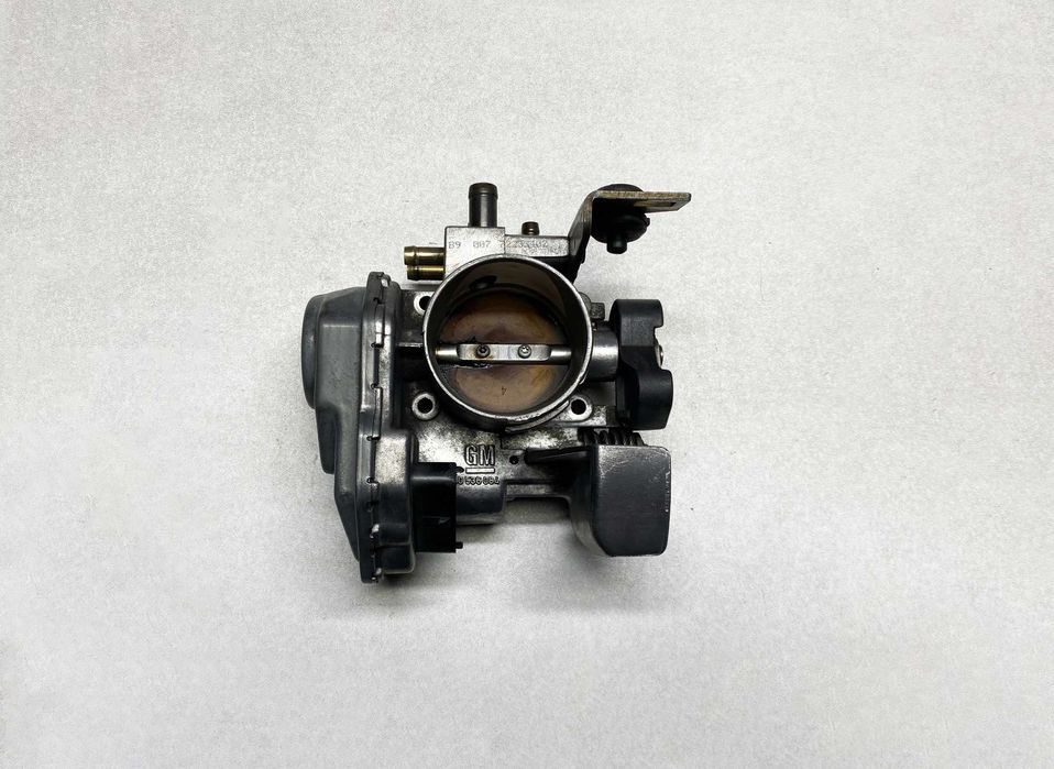 Дросельна заслонка Opel Astra G. Vectra B. Zafira A - 1.8