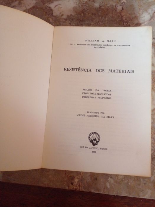 Livro Técnico de William A.NASH Resistência dos MATERIAIS