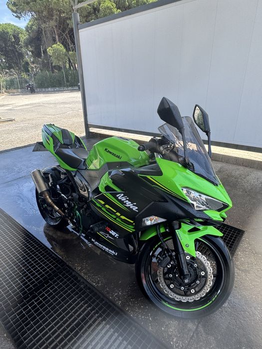Kawasaki Ninja 400