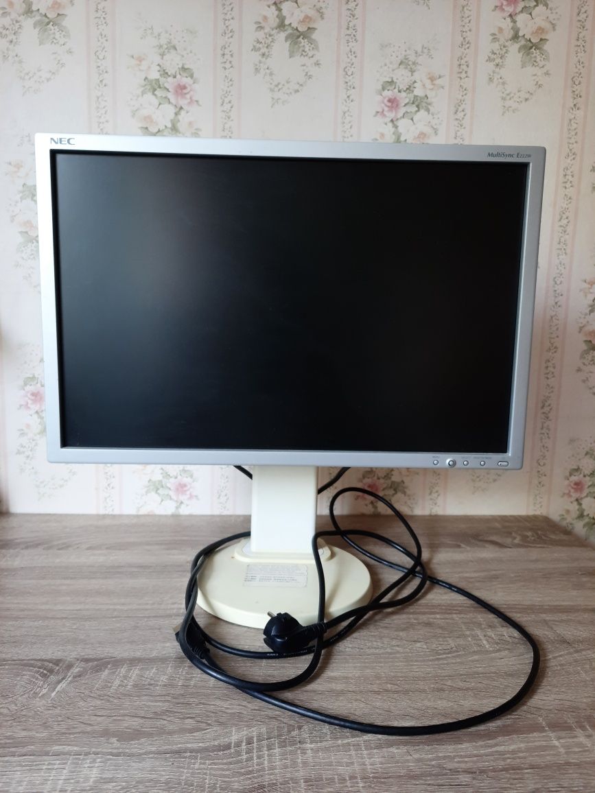 Монітор NEC MyltiSync E222W