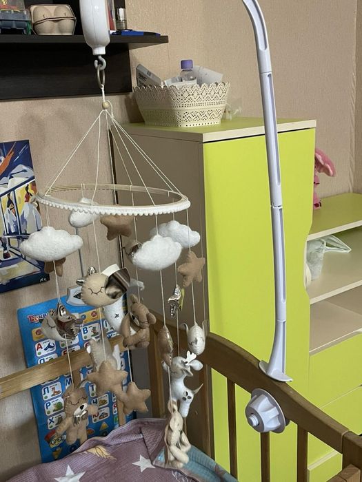 Мобіль на кроватку