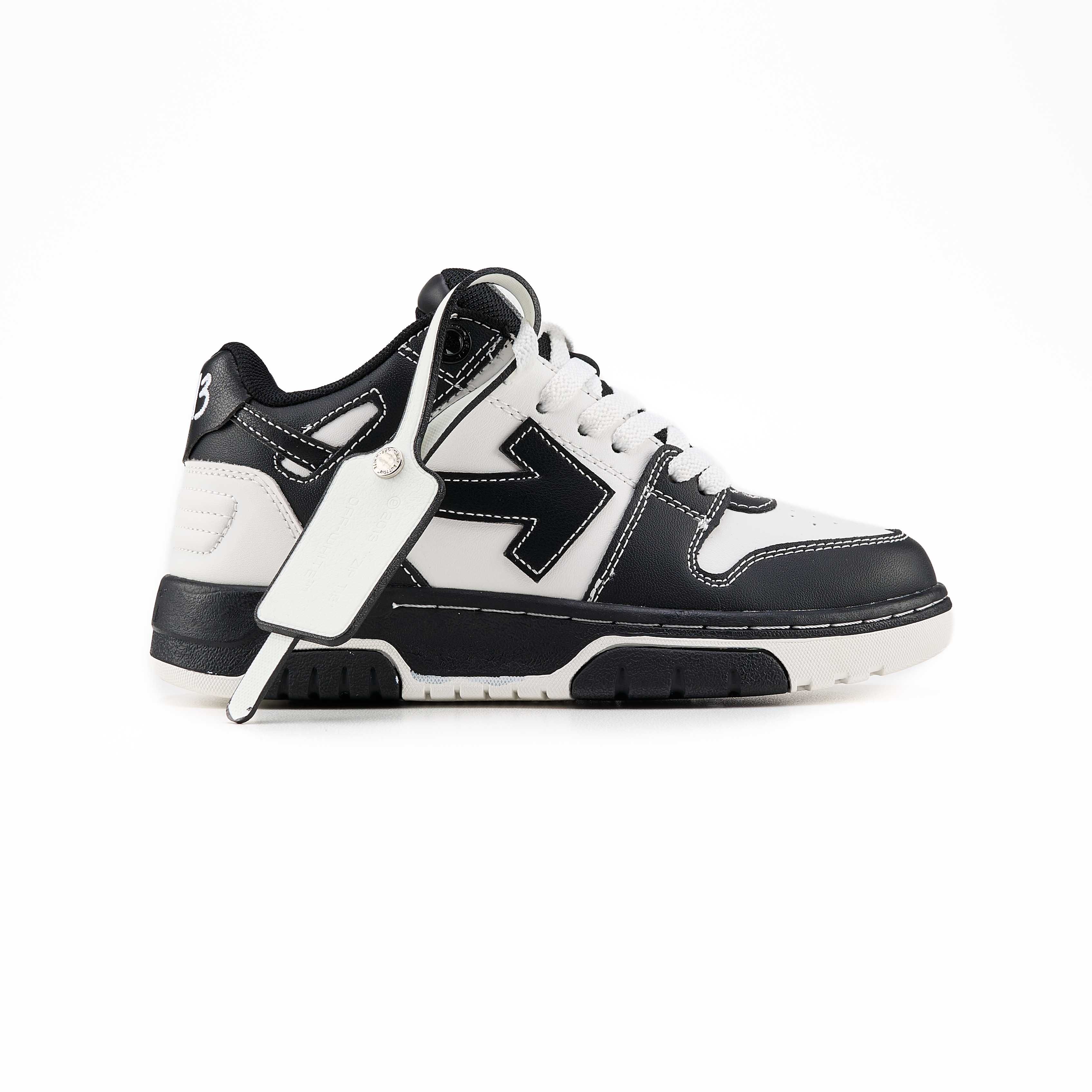 Out of Office For Walking Off-White Black