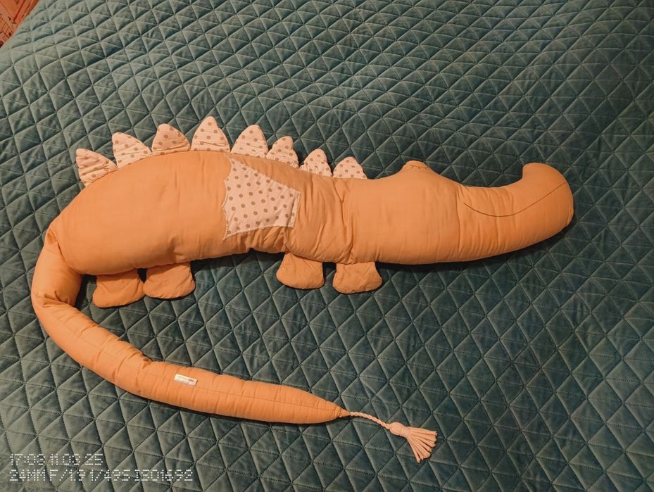 Smokozaur poduszka ochraniacz do łóżka stan bdb